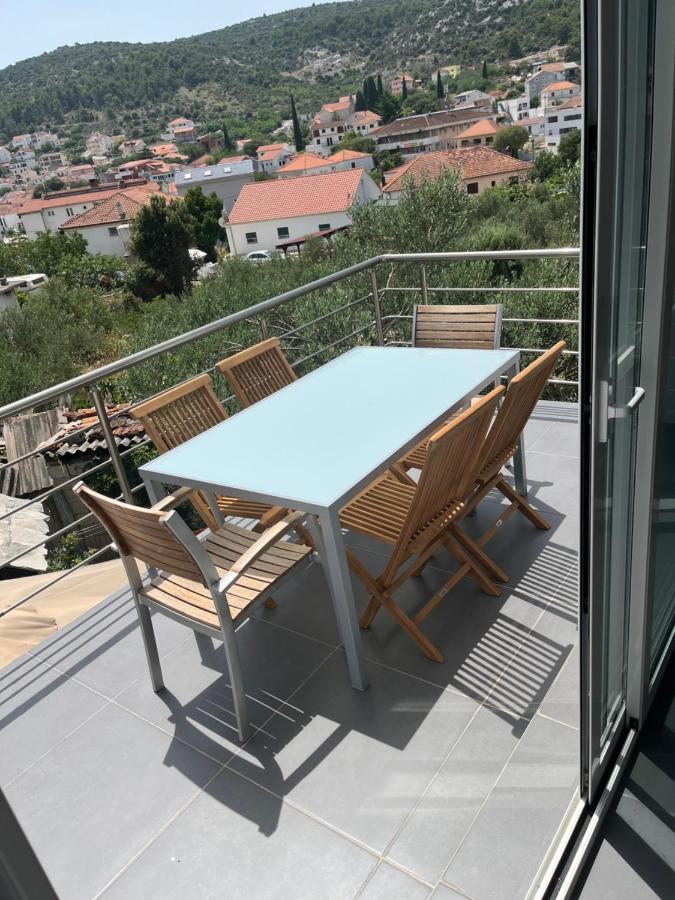 Apartmani Kamil Marina Buitenkant foto